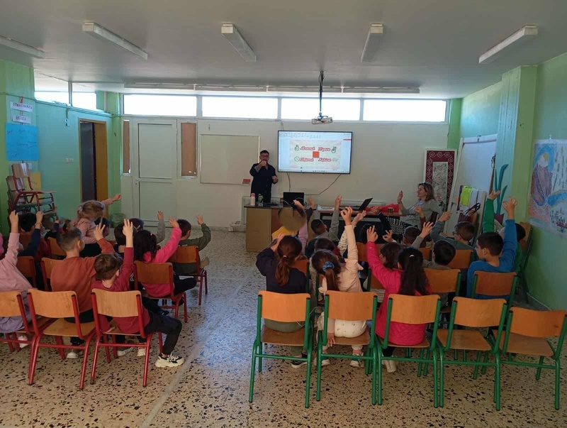 4odimotiko sxoleio ilioupolis