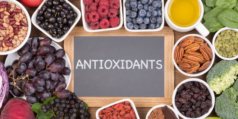 antioxeidotika-rolos.jpg