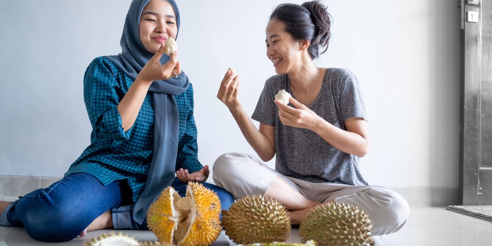 durian eating