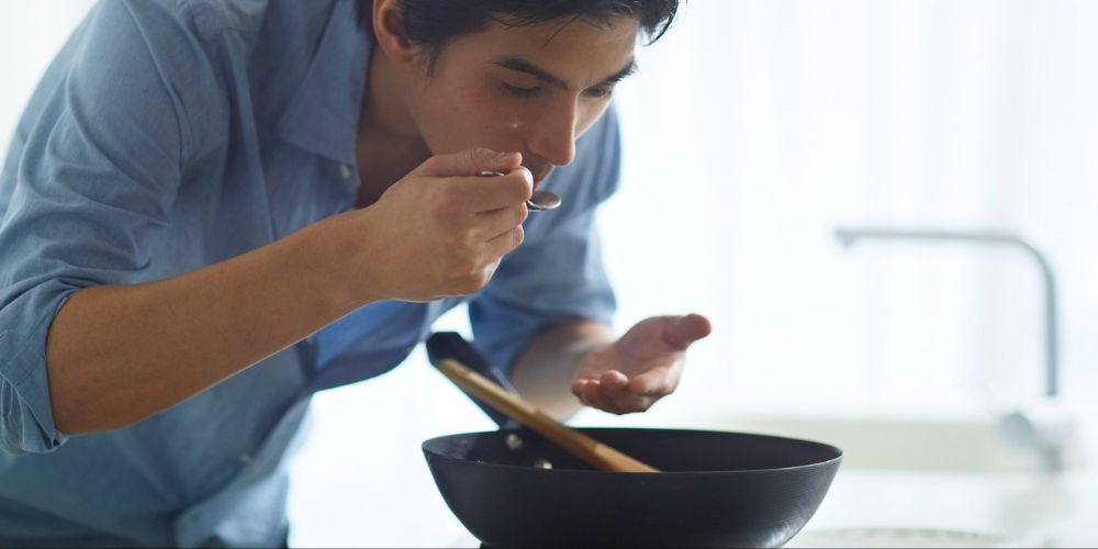 Τasting Food from a Bowl
