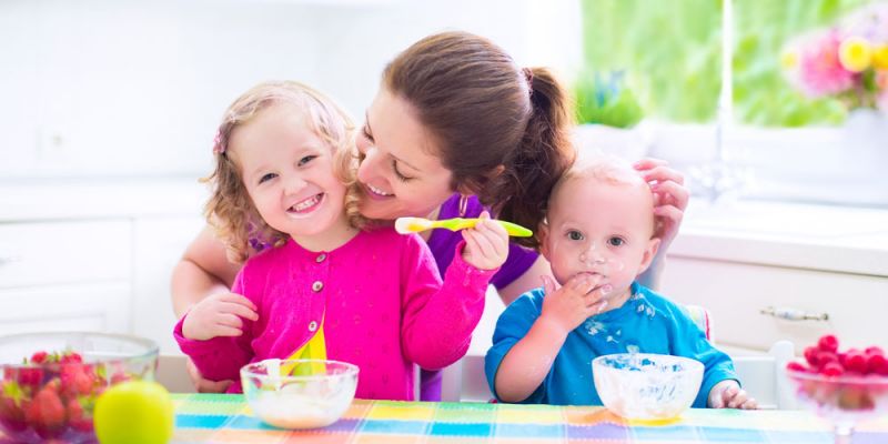 &Delta;&iota;&alpha;&mu;&omicron;&rho;&phi;ώ&nu;&omicron;&nu;&tau;&alpha;&sigmaf; έ&nu;&alpha; &theta;&rho;&epsilon;&pi;&tau;&iota;&kappa;ό &kappa;&omicron;&lambda;&alpha;&tau;&sigma;&iota;ό &gamma;&iota;&alpha; &tau;&alpha; &pi;&alpha;&iota;&delta;&iota;ά