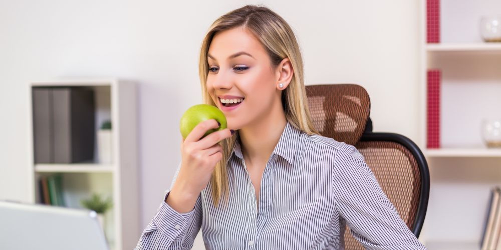 Katanalosi snak kata ti diarkeia ergasias