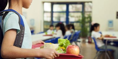 Διατροφική διαπαιδαγώγηση στα σχολεία