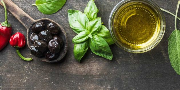 &Epsilon;&lambda;&alpha;&iota;ό&lambda;&alpha;&delta;&omicron; &kappa;&alpha;&iota; &alpha;&pi;&omicron;&rho;&rho;ό&phi;&eta;&sigma;&eta; &theta;&rho;&epsilon;&pi;&tau;&iota;&kappa;ώ&nu; &sigma;&upsilon;&sigma;&tau;&alpha;&tau;&iota;&kappa;ώ&nu;