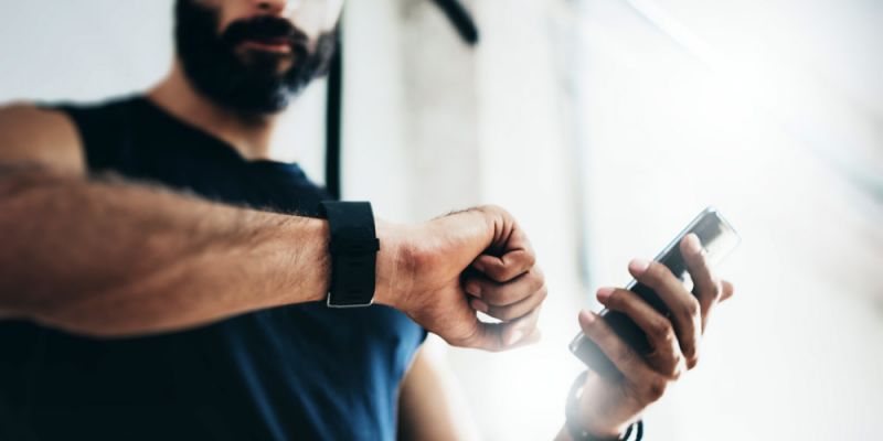 adras pou rythmizei fitness tracker