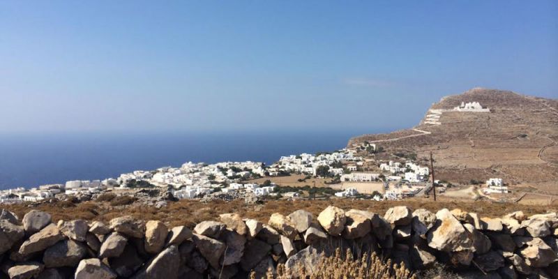 &Phi;&omicron;&lambda;έ&gamma;&alpha;&nu;&delta;&rho;&omicron;&sigmaf;: &Beta;&gamma;&alpha;&lambda;&mu;έ&nu;&eta; &alpha;&pi;ό &mu;&iota;&alpha;&nu; ά&lambda;&lambda;&eta; &epsilon;&pi;&omicron;&chi;ή
