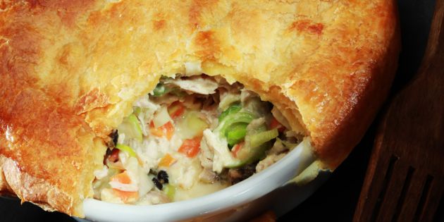 &Kappa;&omicron;&tau;ό&pi;&iota;&tau;&alpha; &laquo;chicken pot pie&raquo;