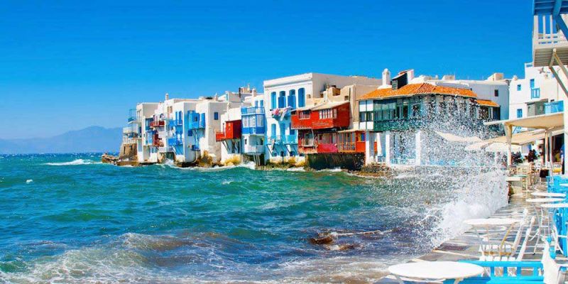 &Mu;ύ&kappa;&omicron;&nu;&omicron;&sigmaf;: &Kappa;&omicron;&sigma;&mu;&omicron;&pi;&omicron;&lambda;ί&tau;&iota;&sigma;&sigma;&alpha; &kappa;&alpha;&iota;...&alpha;&nu;&epsilon;&mu;&omicron;&delta;&alpha;&rho;&mu;έ&nu;&eta;