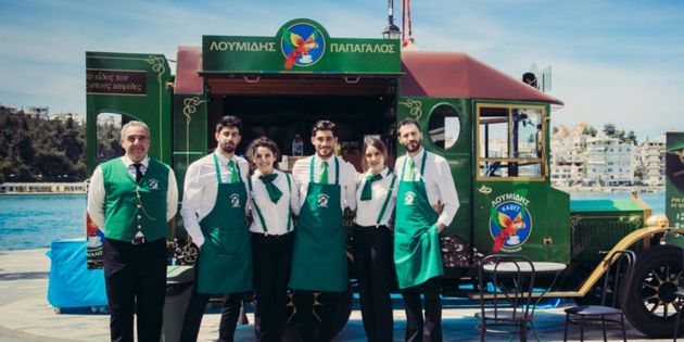 &Omicron; &Lambda;&omicron;&upsilon;&mu;ί&delta;&eta;&sigmaf; &Pi;&alpha;&pi;&alpha;&gamma;ά&lambda;&omicron;&sigmaf; &Pi;&alpha;&rho;&alpha;&delta;&omicron;&sigma;&iota;&alpha;&kappa;ό&sigmaf; &kappa;&epsilon;&rho;&nu;ά&epsilon;&iota; &kappa;&alpha;&phi;έ &laquo;&Alpha;&pi;ό &kappa;&alpha;&rho;&delta;&iota;ά&sigmaf;&raquo;!