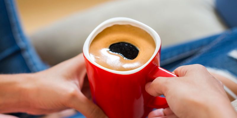 &Omicron; &sigma;&tau;&iota;&gamma;&mu;&iota;&alpha;ί&omicron;&sigmaf; &kappa;&alpha;&phi;έ&sigmaf; &gamma;&iota;&alpha; &tau;&eta;&nu; &upsilon;&gamma;&epsilon;ί&alpha;