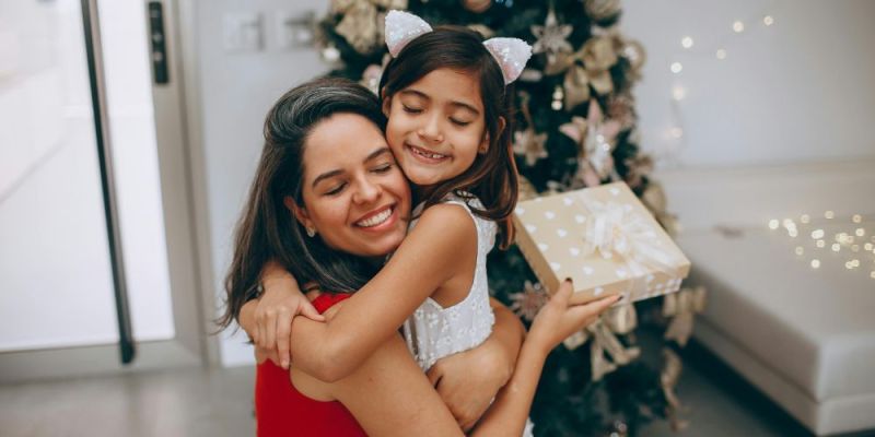 &Omicron;&iota;&kappa;&omicron;&gamma;&epsilon;&nu;&epsilon;&iota;&alpha;&kappa;ά &Chi;&rho;&iota;&sigma;&tau;&omicron;ύ&gamma;&epsilon;&nu;&nu;&alpha;: &Pi;ώ&sigmaf; &nu;&alpha; &omicron;&rho;&gamma;&alpha;&nu;ώ&sigma;&epsilon;&tau;&epsilon; &Iota;&sigma;&omicron;&rho;&rho;&omicron;&pi;&eta;&mu;έ&nu;&omicron; &Tau;&rho;&alpha;&pi;έ&zeta;&iota; &gamma;&iota;&alpha; ό&lambda;&eta; &tau;&eta;&nu; &Omicron;&iota;&kappa;&omicron;&gamma;έ&nu;&epsilon;&iota;&alpha; &mdash; &pi;&alpha;&iota;&delta;&iota;ά, &epsilon;&nu;ή&lambda;&iota;&kappa;&epsilon;&sigmaf;, &eta;&lambda;&iota;&kappa;&iota;&omega;&mu;έ&nu;&omicron;&upsilon;&sigmaf;