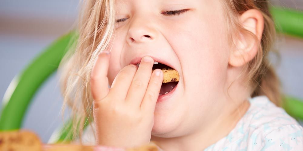 Τα γλυκά είναι απαγορευμένα στα παχύσαρκα παιδιά;