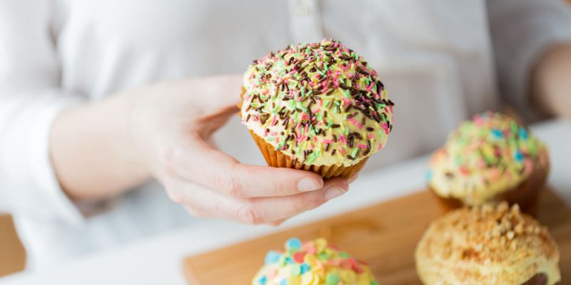 &Tau;&iota; &tau;&rho;ώ&epsilon;&iota; έ&nu;&alpha;&sigmaf; &delta;&iota;&alpha;&iota;&tau;&omicron;&lambda;ό&gamma;&omicron;&sigmaf;;