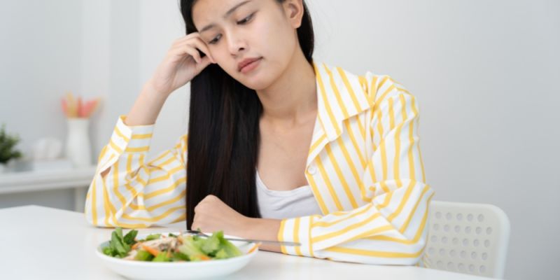 &Tau;&omicron; &phi;&alpha;&iota;&nu;ό&mu;&epsilon;&nu;&omicron; &ldquo;Food Fatigue&rdquo;: ό&tau;&alpha;&nu; &eta; &Upsilon;&gamma;&iota;&epsilon;&iota;&nu;ή &Delta;&iota;&alpha;&tau;&rho;&omicron;&phi;ή &gamma;ί&nu;&epsilon;&tau;&alpha;&iota; &mu;&omicron;&nu;ό&tau;&omicron;&nu;&eta;