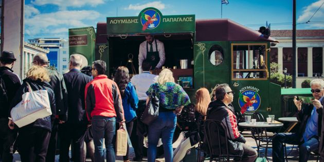 &Tau;&omicron; &mu;&omicron;&nu;&alpha;&delta;&iota;&kappa;ό &tau;&alpha;&xi;ί&delta;&iota; &tau;&eta;&sigmaf; &alpha;&nu;&tau;ί&kappa;&alpha;&sigmaf; &tau;&omicron;&upsilon; &Lambda;&omicron;&upsilon;&mu;ί&delta;&eta;&sigmaf; &Pi;&alpha;&pi;&alpha;&gamma;ά&lambda;&omicron;&sigmaf; &sigma;&upsilon;&nu;&epsilon;&chi;ί&zeta;&epsilon;&tau;&alpha;&iota; &hellip;